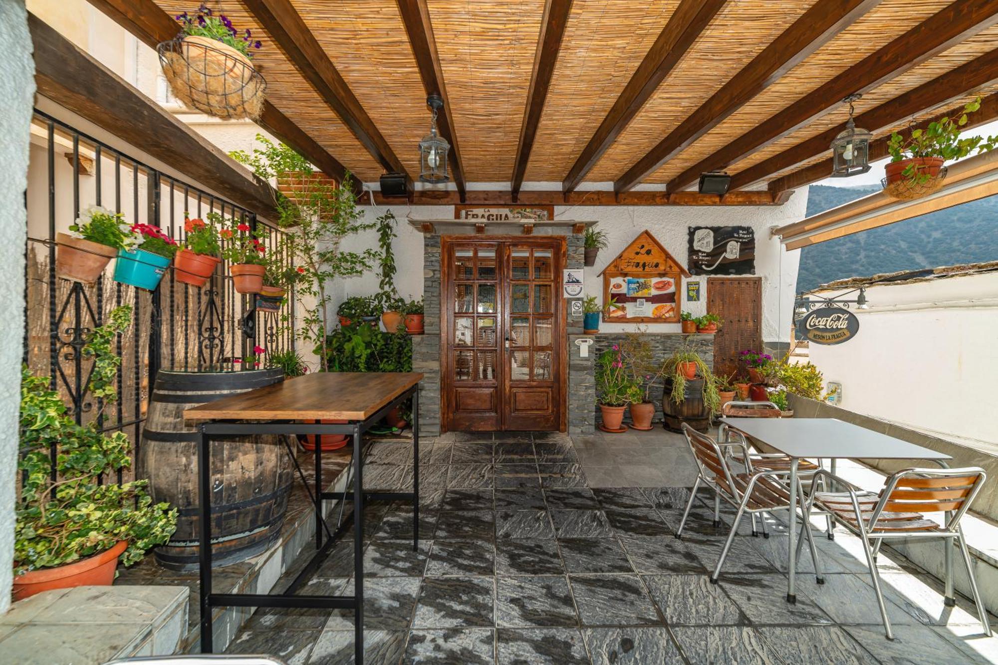Hotel La Fragua I Trevelez Exterior photo